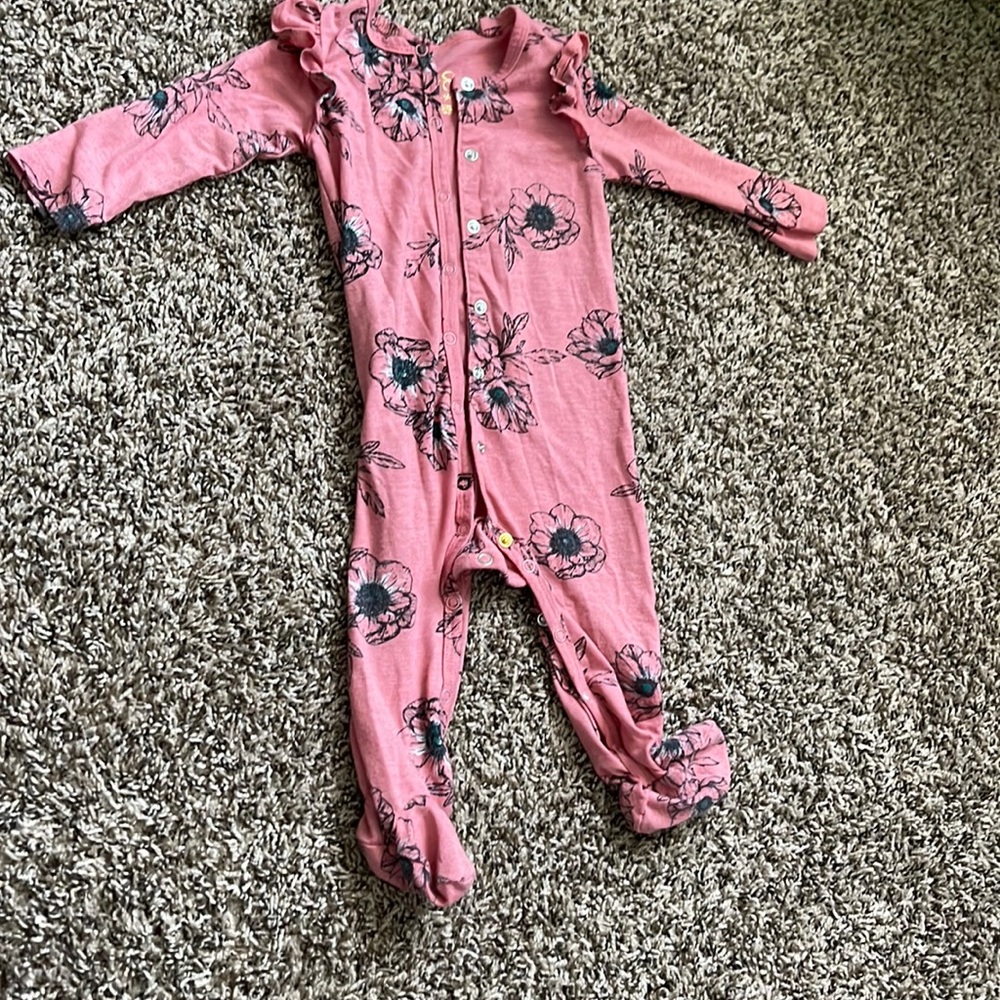 Jessica Simpson baby onsie